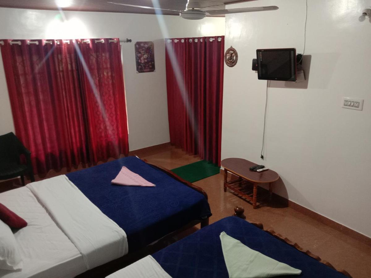 Shivalaya Homestay, Madikeri Siddāpur Exterior photo